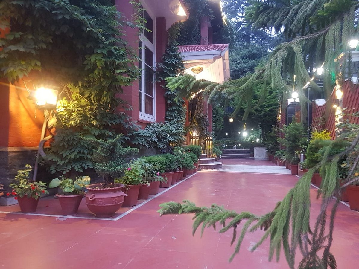 Hotel Southgate Shimla, hotell i Shimla