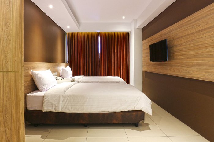 KAMPIOEN BED & BREAKFAST - Prices & Hotel Reviews (Bandung, Indonesia)