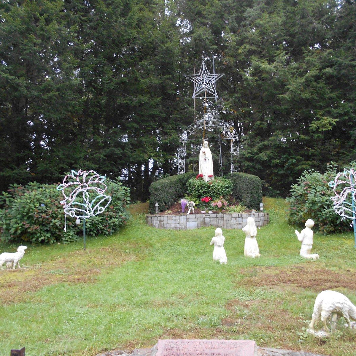 Fatima shrine (Holliston) 2022 Lo que se debe saber antes de viajar