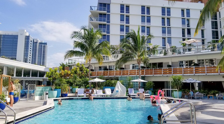 The Pool at The Gates Hotel South Beach - a DoubleTree by Hilton