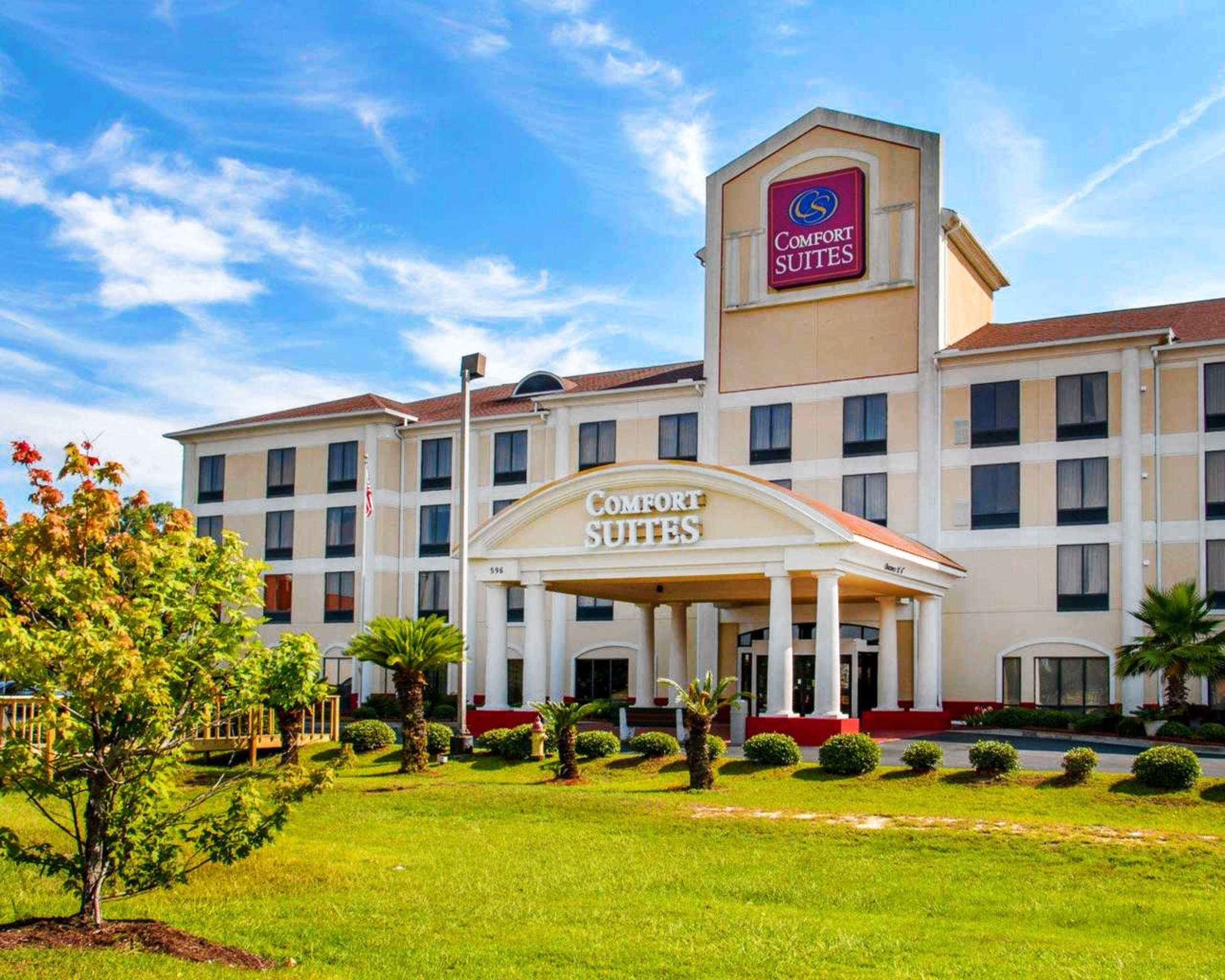 COMFORT SUITES SAVANNAH GATEWAY I-95: Bewertungen, Fotos ...