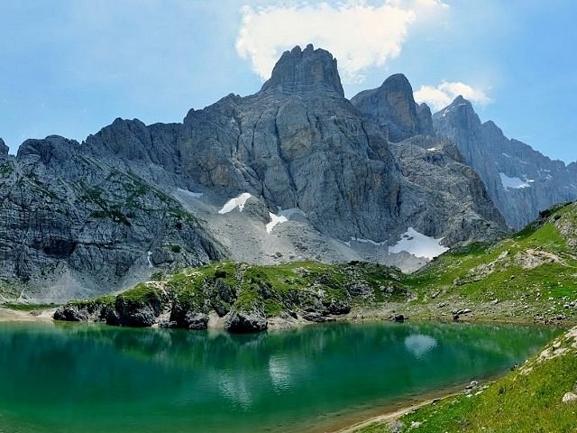 Lago di Coldai - World Heritage Site image