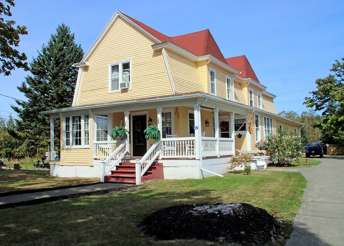 Grandma's kitchen - Grand Manan style - Picture of Grand Manan Museum, New  Brunswick - Tripadvisor