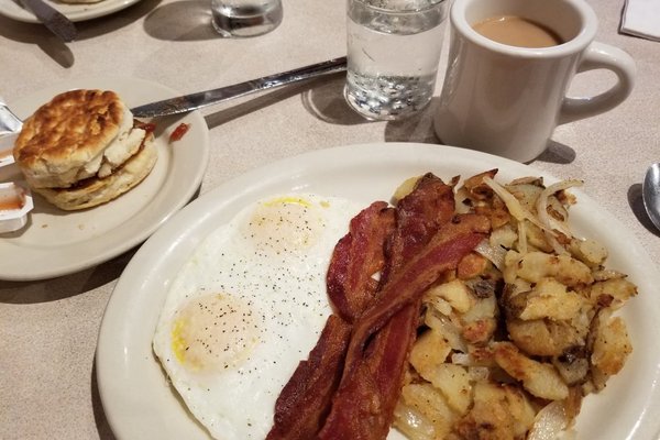 THE 10 BEST Restaurants & Places to Eat in Akron 2024 - Tripadvisor