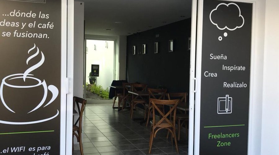 Excelent New option 
New Coffee shop in town
Mexican coffee from Chiapas 
Nice & clean coffee sh