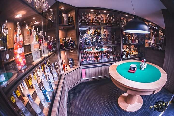 Pub y bar YabaiYa Trajano, Curitiba - Opiniones del restaurante