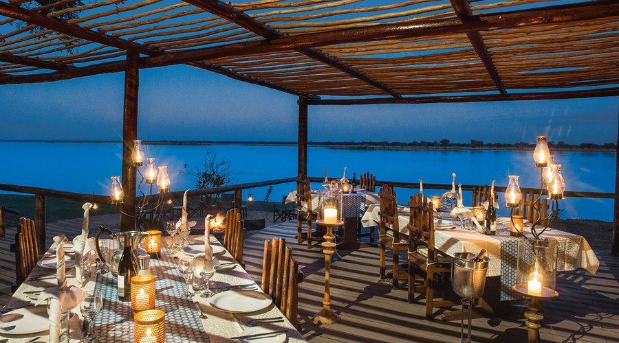Amazing meals, spectacular views ...