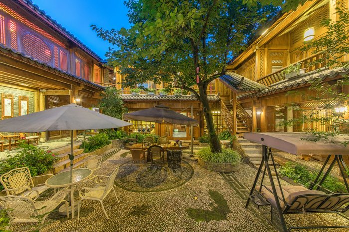 LANGYUN TINGYUAN - Prices & Guest house Reviews (Lijiang, China)