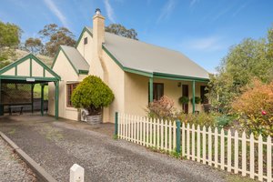 Country Pleasures B & B in Angaston