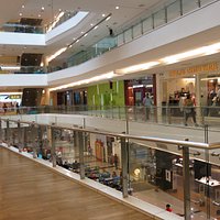 いろんな店舗があります