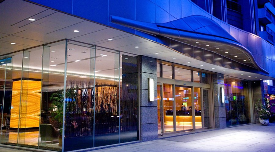 Entrance 入口