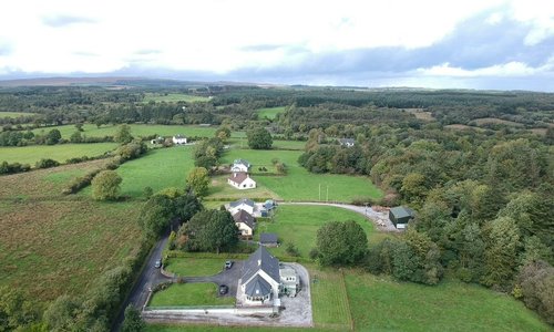 Bird's view of the Sunrise B&B and surrounding area