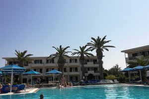 Pool och strand