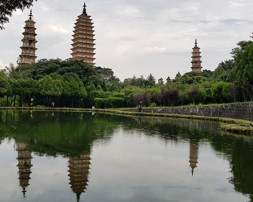 View of 3 pagodas at Dali