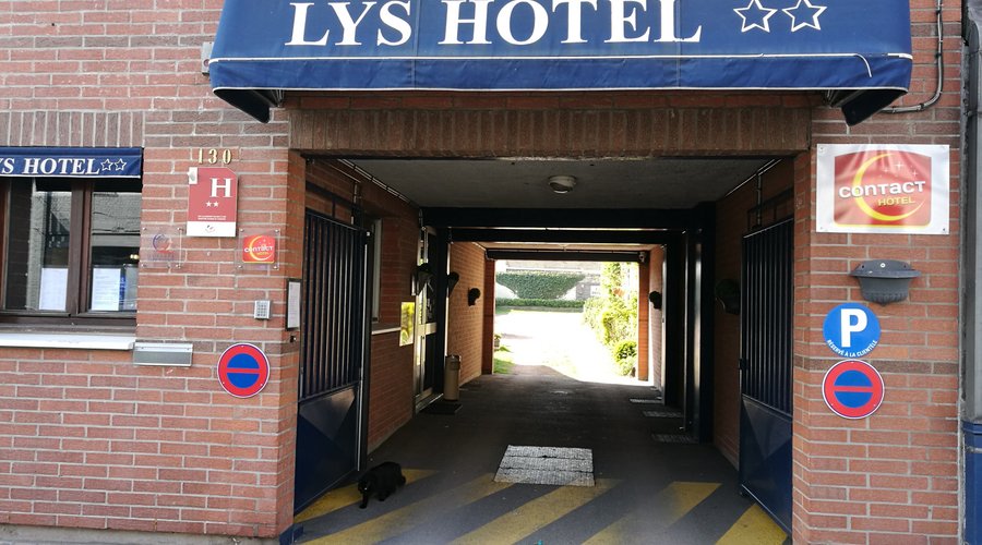 Entrée de l'hôtel