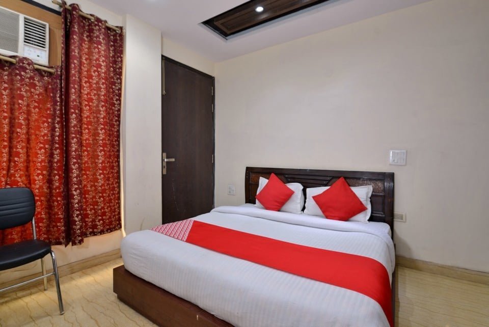 CAPITAL O HOTEL LOTUS B&B - Prices & Reviews (New Delhi, India)