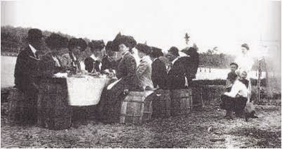 Oyster Roast Barnett Family