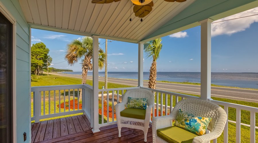 Cottage 1- Bay Breeze
