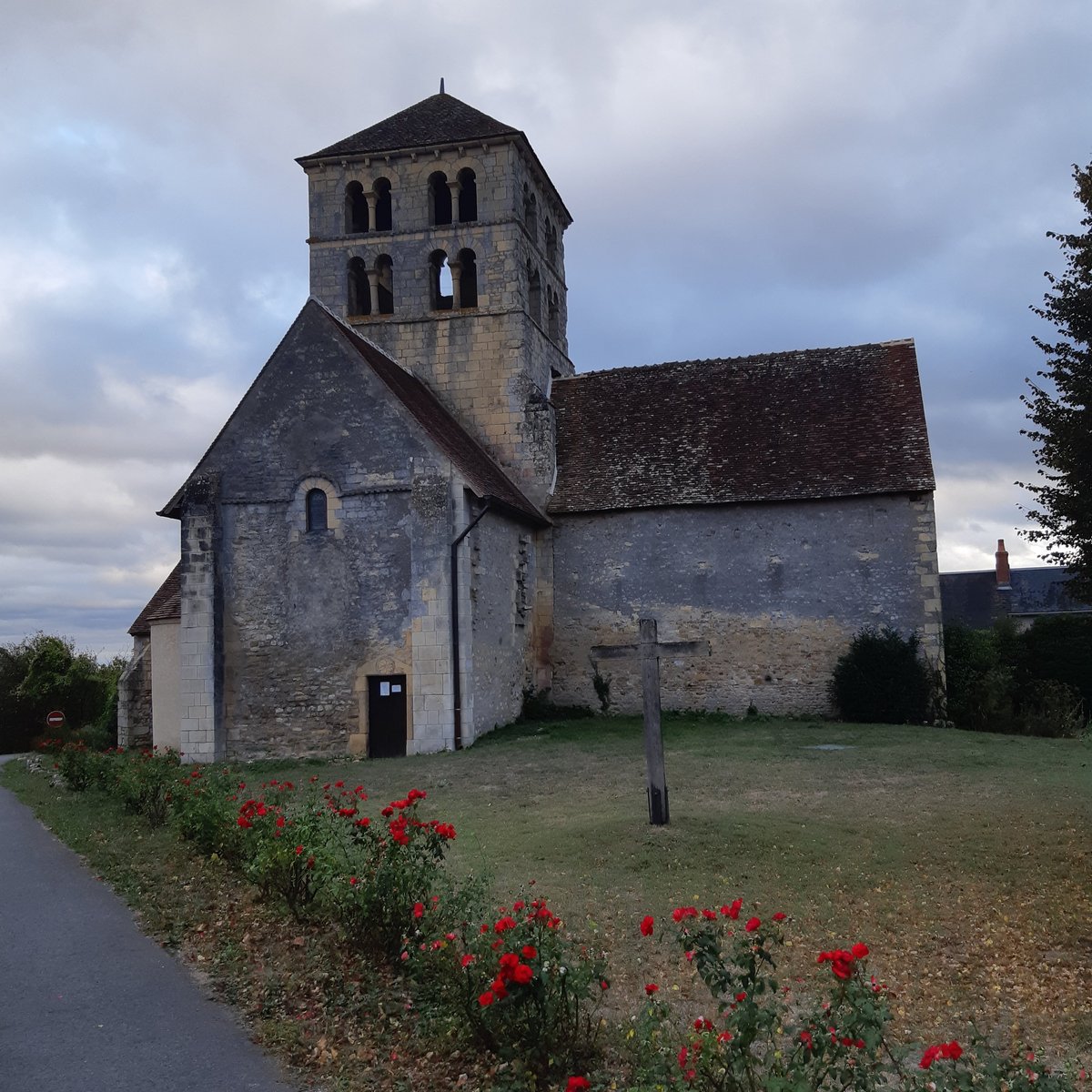 EGLISE SAINT LAURENT DE BEARD - What to Know BEFORE You Go