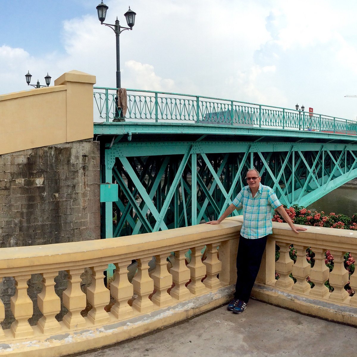 Upcoming Saigon River footbridge designed as nipa palms