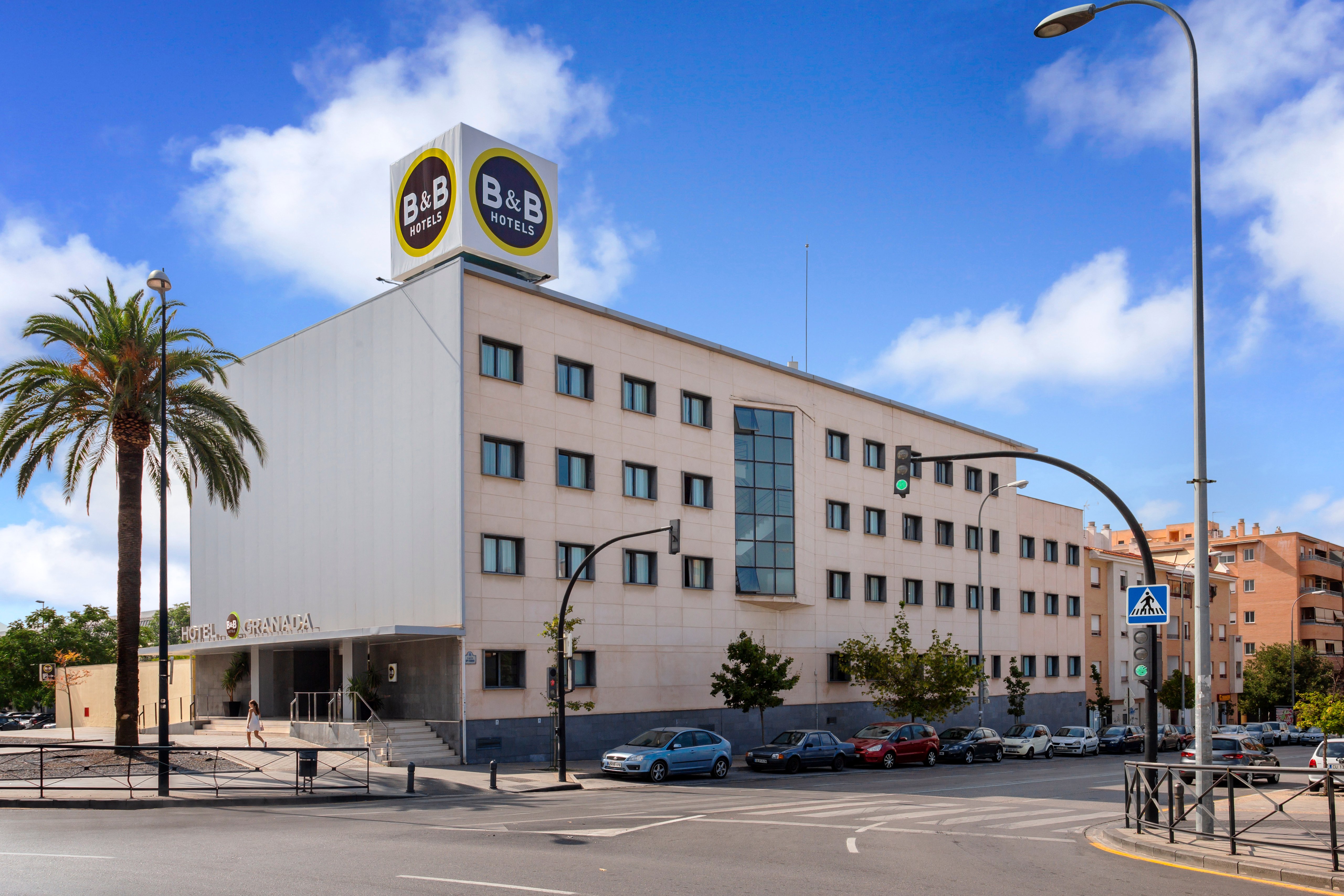 B&B HOTEL GRANADA ESTACIÓN - Ahora 44 € (antes 6̶3̶ ̶€̶) - Opiniones ...