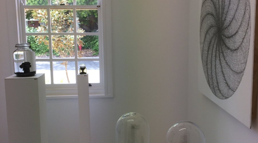 Side room art gallery