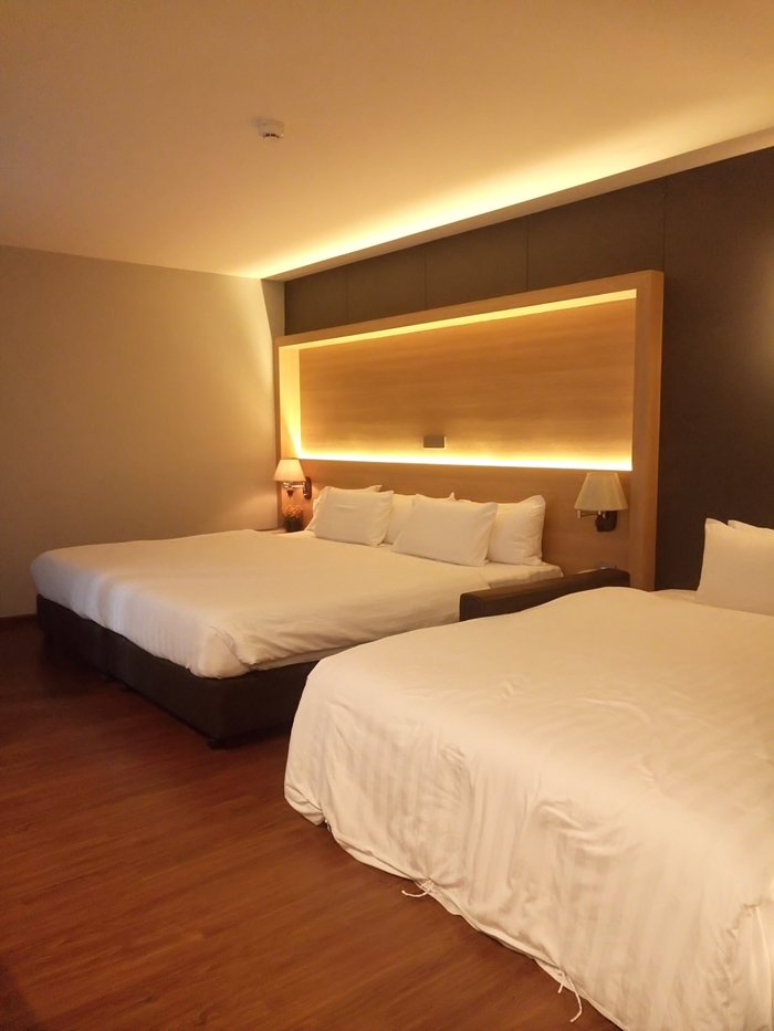 The Three Hat Yai - hotel rooms