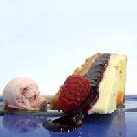 Tarta de queso, miel y frutos