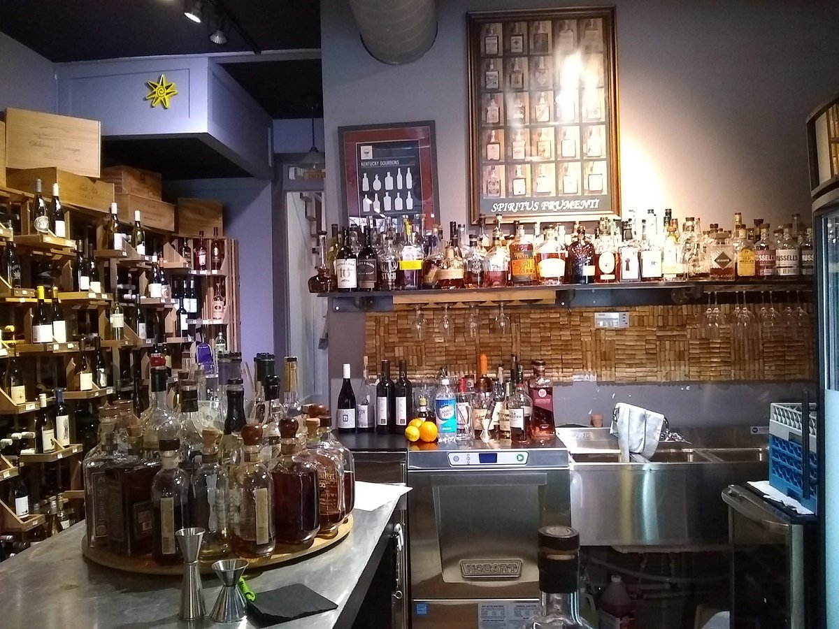Taste Fine Wines & Bourbons (Louisville) Lohnt es sich? (Mit fotos)