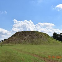 Time Travel to the Past: Uncovering Secrets at Mississippi's Winterville Mounds