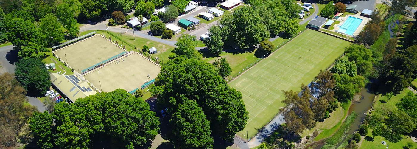 Myrtleford Holiday Park surrounded by the local Lawn Bowls Club, Tennis Club & Swimming Pool