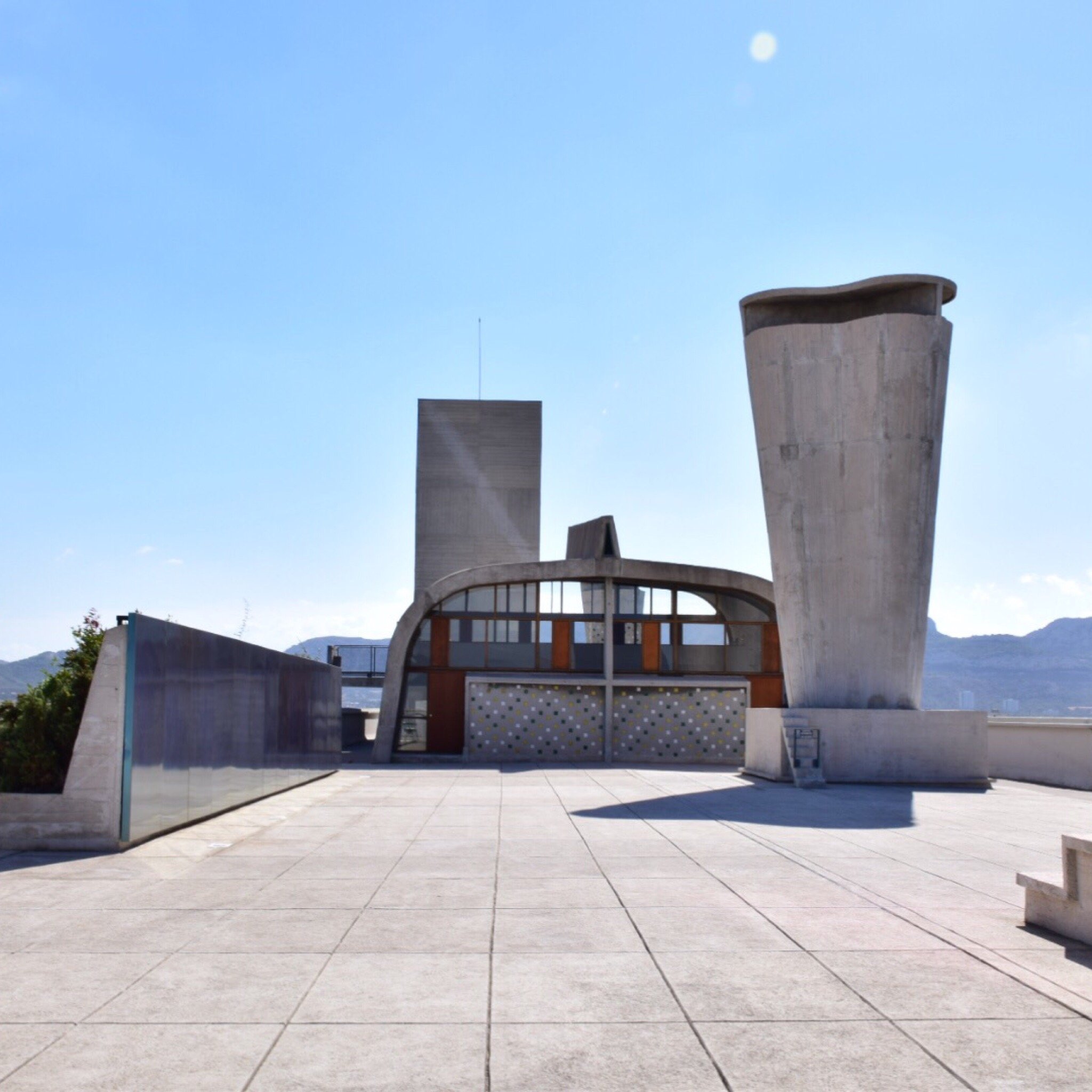 マルセイユのユニテ・デビタシオン | Le Corbusier | GA gallery