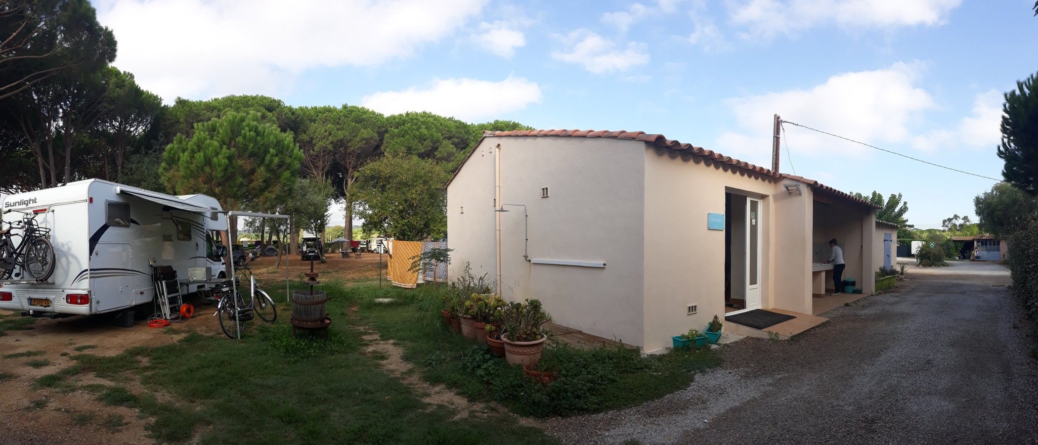 Camping La Vigneraie 1860 by null