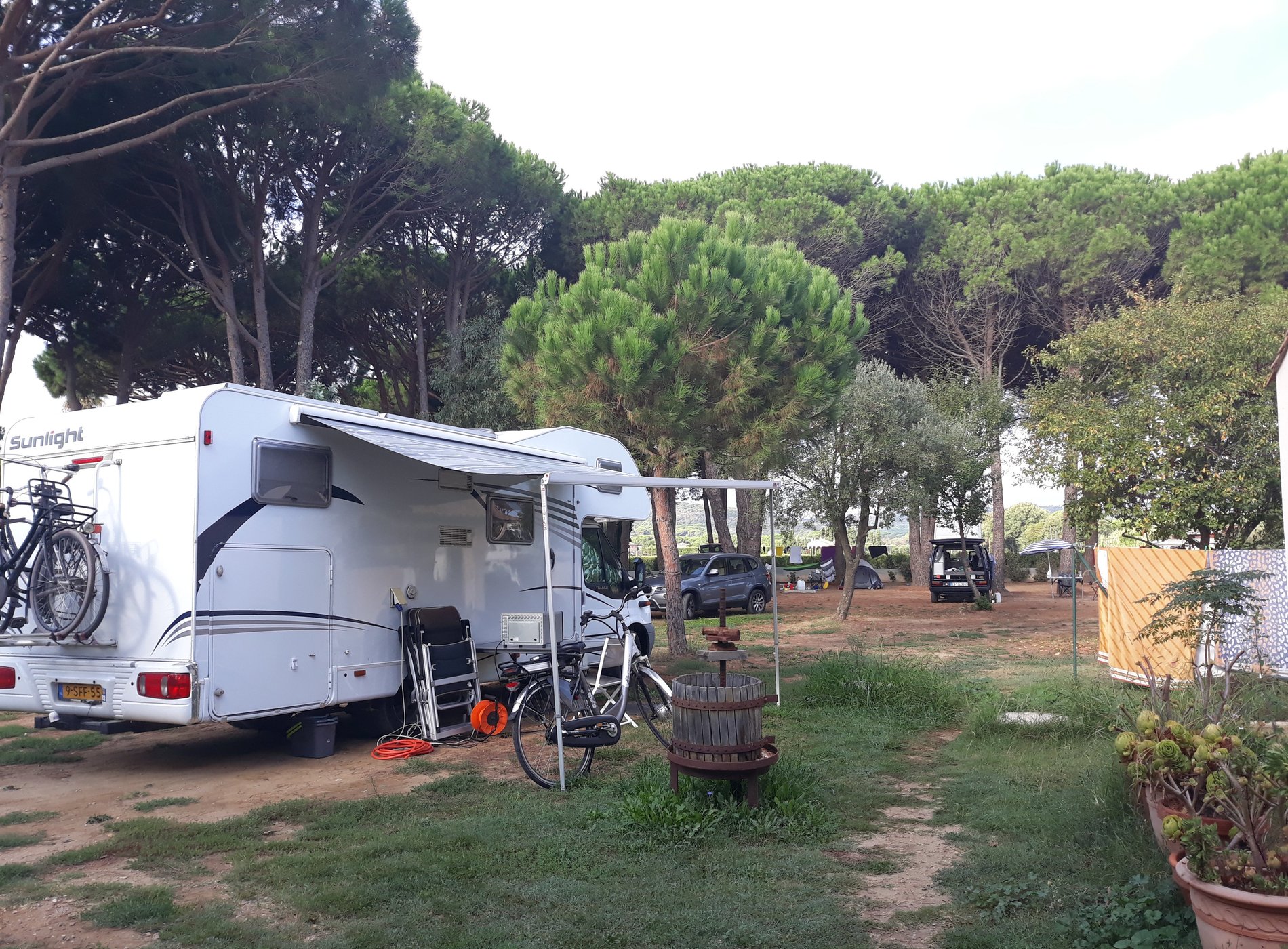 Camping La Vigneraie 1860 by null