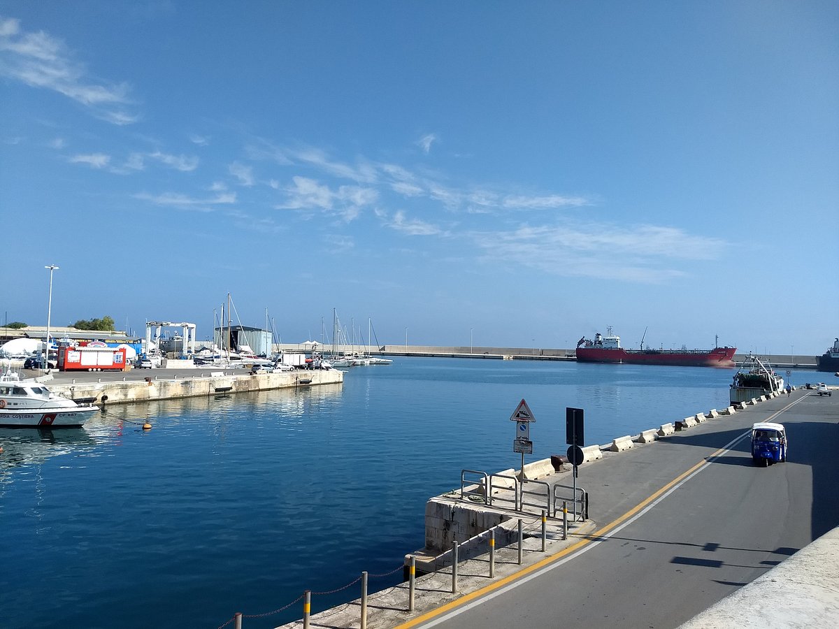 Incomodidad Vaciar la basura relajado Porto di Brindisi (Bríndisi) - 2023 Qué saber antes de ir - Lo más comentado por la gente - Tripadvisor Incomodidad Vaciar la basura relajado Porto di Brindisi (Bríndisi) - 2023 Qué saber antes de ir - Lo más comentado por la gente - Tripadvisor