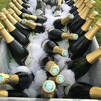 Champagne bath by Champagne Daniel PÉTRÉ & fils