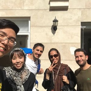 Qom Hostel Spain Chinese guests