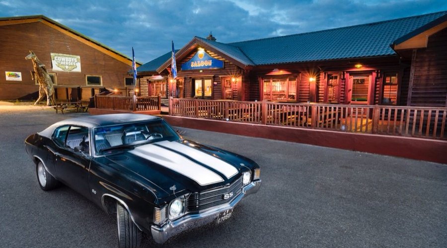 The Saloon by night
