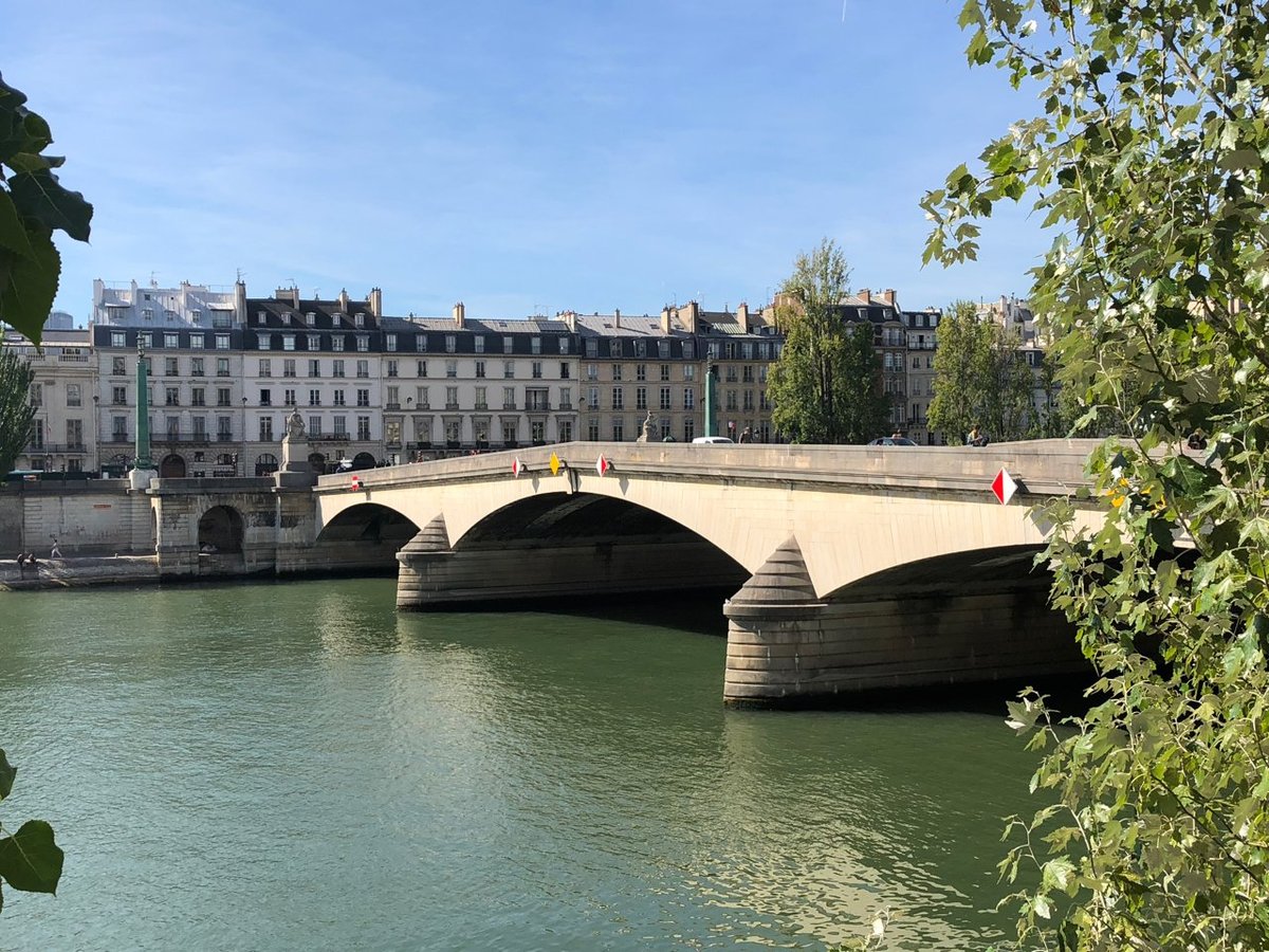 Pont Du Carrousel Paris