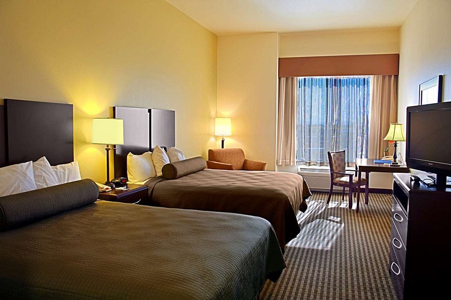 BEST WESTERN LEGACY INN SUITES  89     1  0  4    Updated 2021 Prices