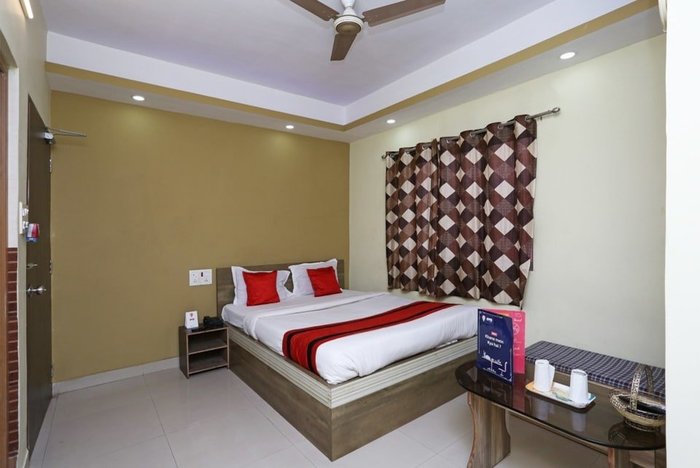 OYO PRATIKSHA GUEST HOUSE NEAR CITY CENTRE SALT LAKE - Specialty Hotel ...