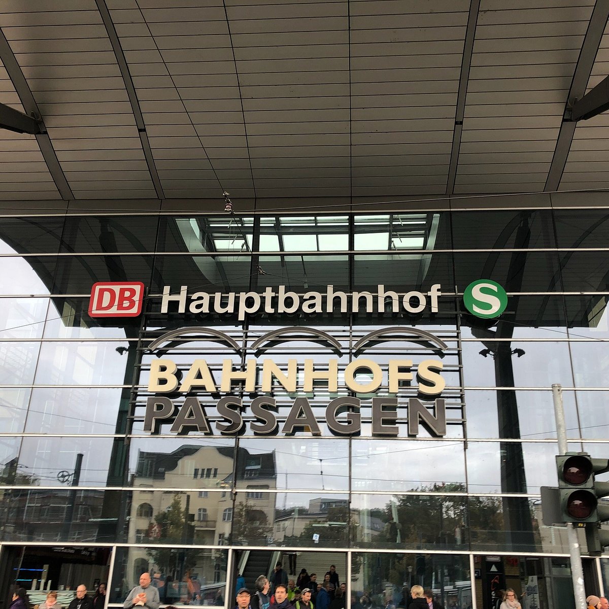 tourist information potsdam hauptbahnhof