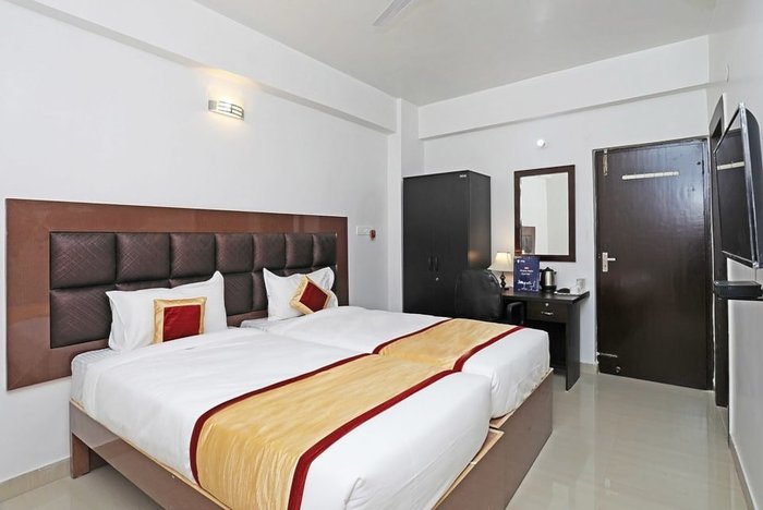 HOTEL GALAXY - Prices & Reviews (Patna, India)