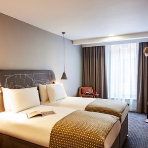 Standard Twin Room at Mercure Leeds Centre 