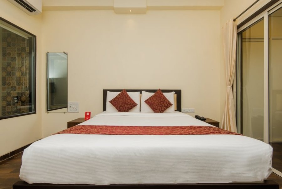 Book Oyo 5012 Lake View Residency In Mumbai Hotels Com