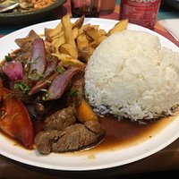 Lomo saltado