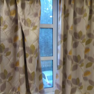Curtains don't close