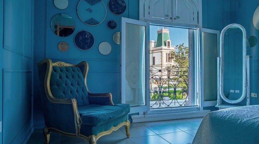 La habitación Doña Luz tiene un gran toque de romanticismo y gran vista.