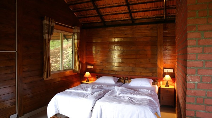 Wood Cottage Bedroom Suite
