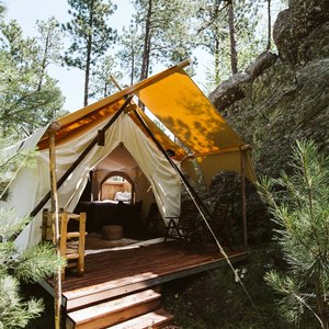Deluxe tent 